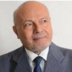 بِرُّ الوالدين أمْرٌ إلهي